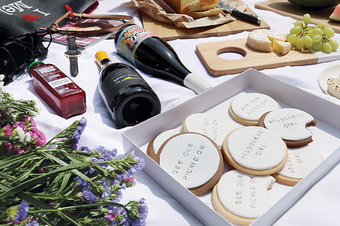 Get our picnic on - Personalised Cookies