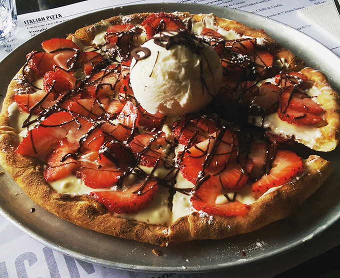 Foodie loves in Melbourne - Dessert Pizza