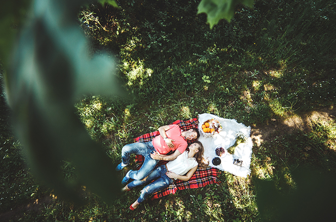 Cosy Picnic in Bright