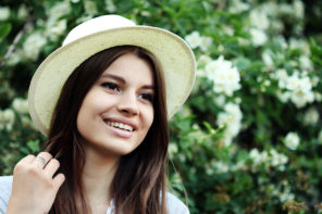 What to Wear to Melbourne Autumn Racing Carnival - Straw Boat Hat