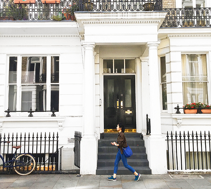 Walking the streets of Kensington in London