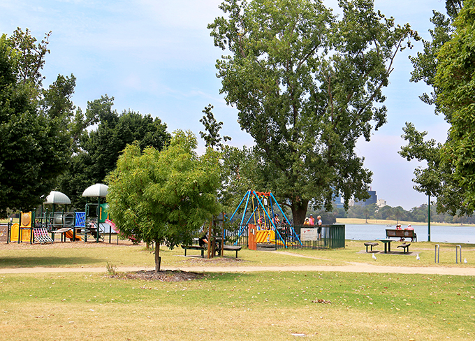 Albert Park Lake - Melbourne